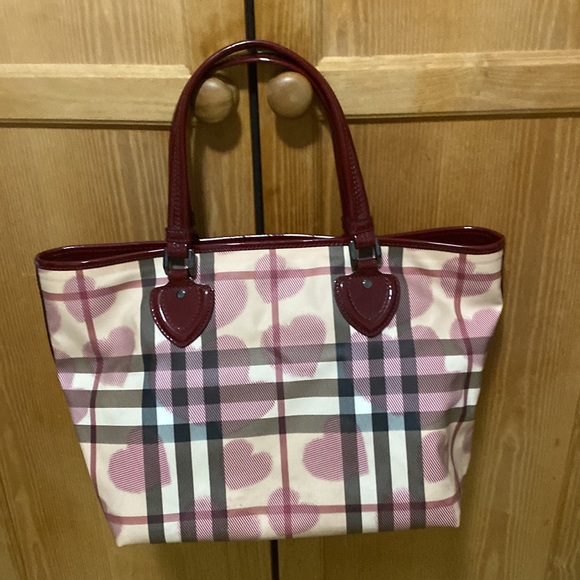 Burberry diaper bag - Picture 2 of 5